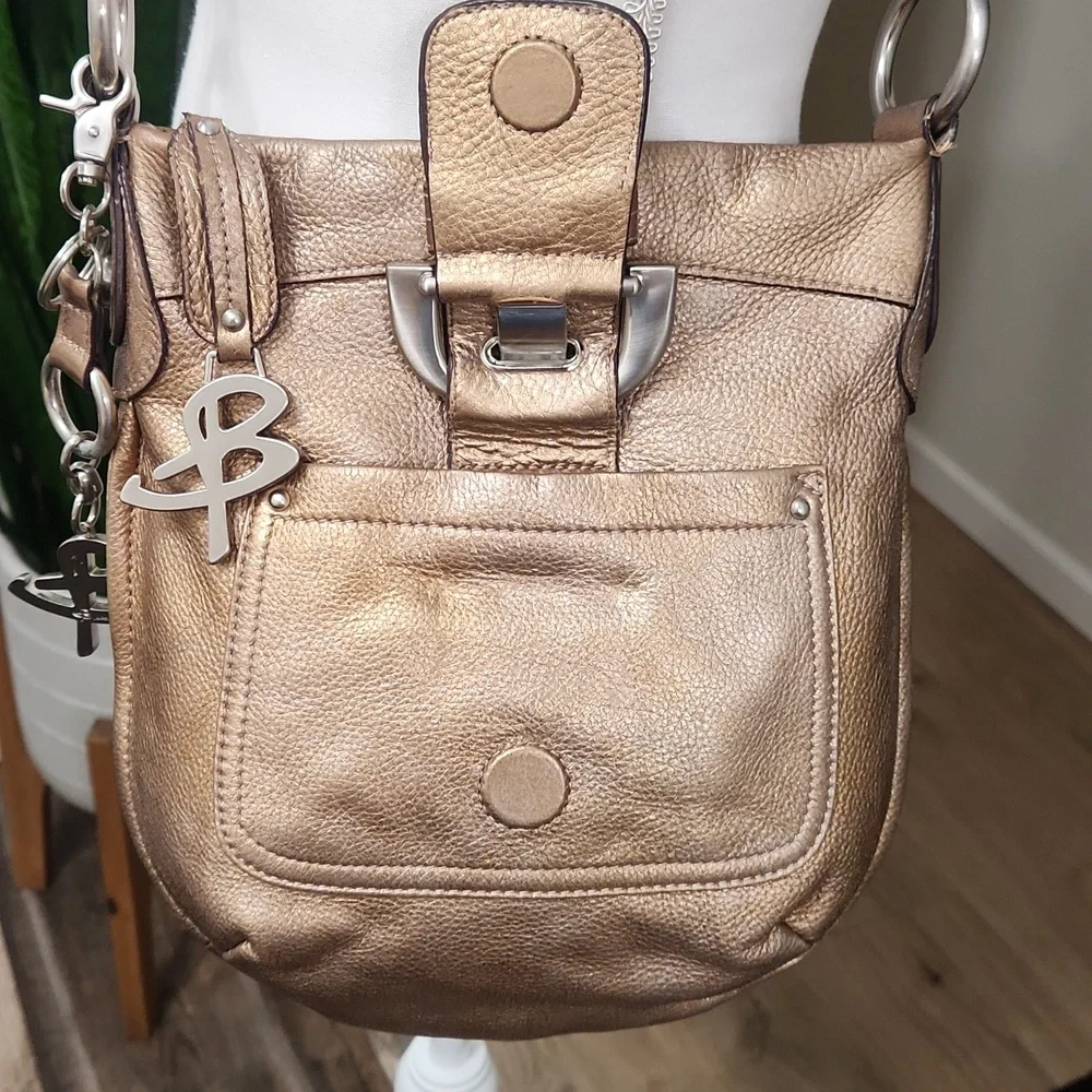 B. Makowsky Metallic Bronze Crossbody Pebbled Leather Bag - Picture 5 of 16